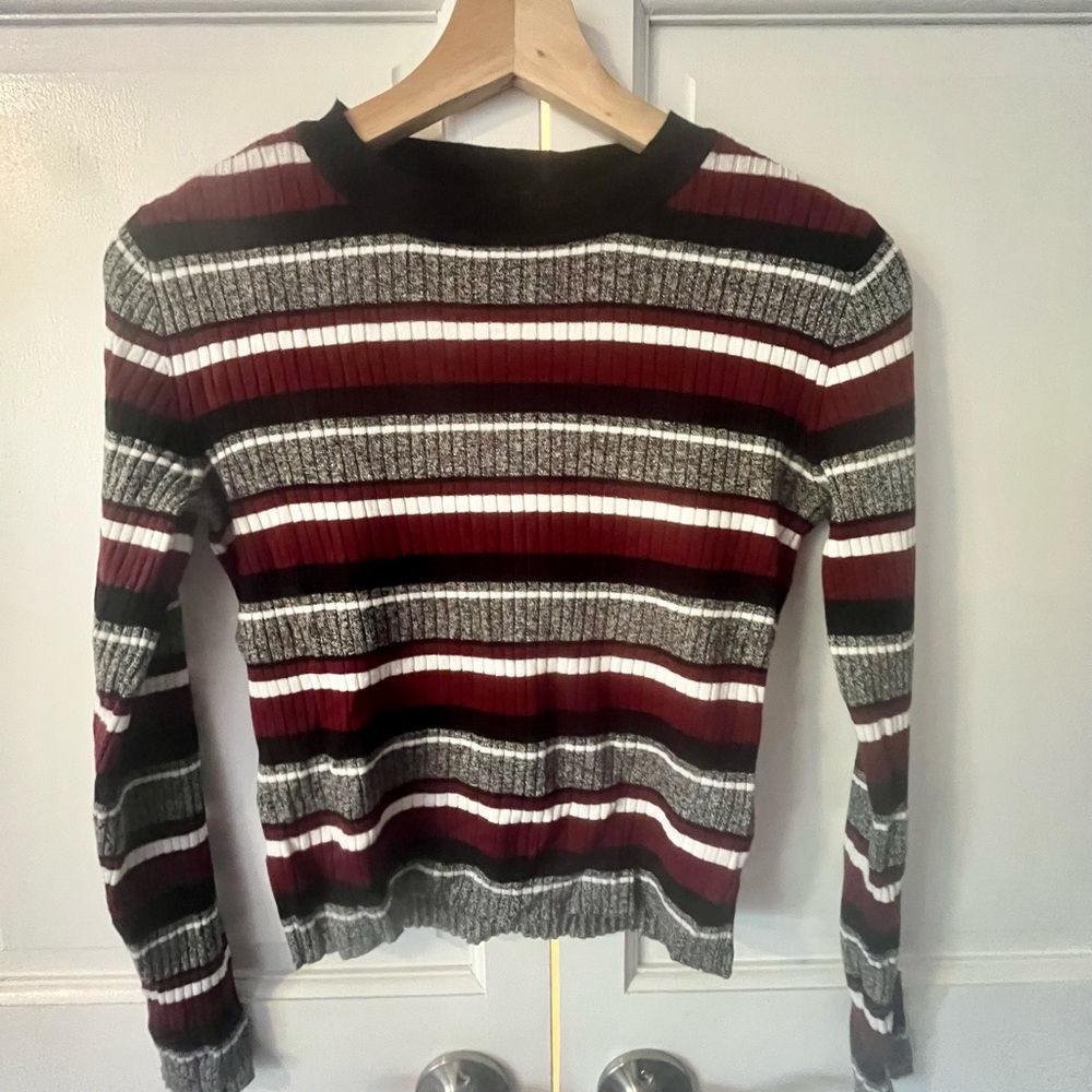 Tight fit sweater that is great for layering